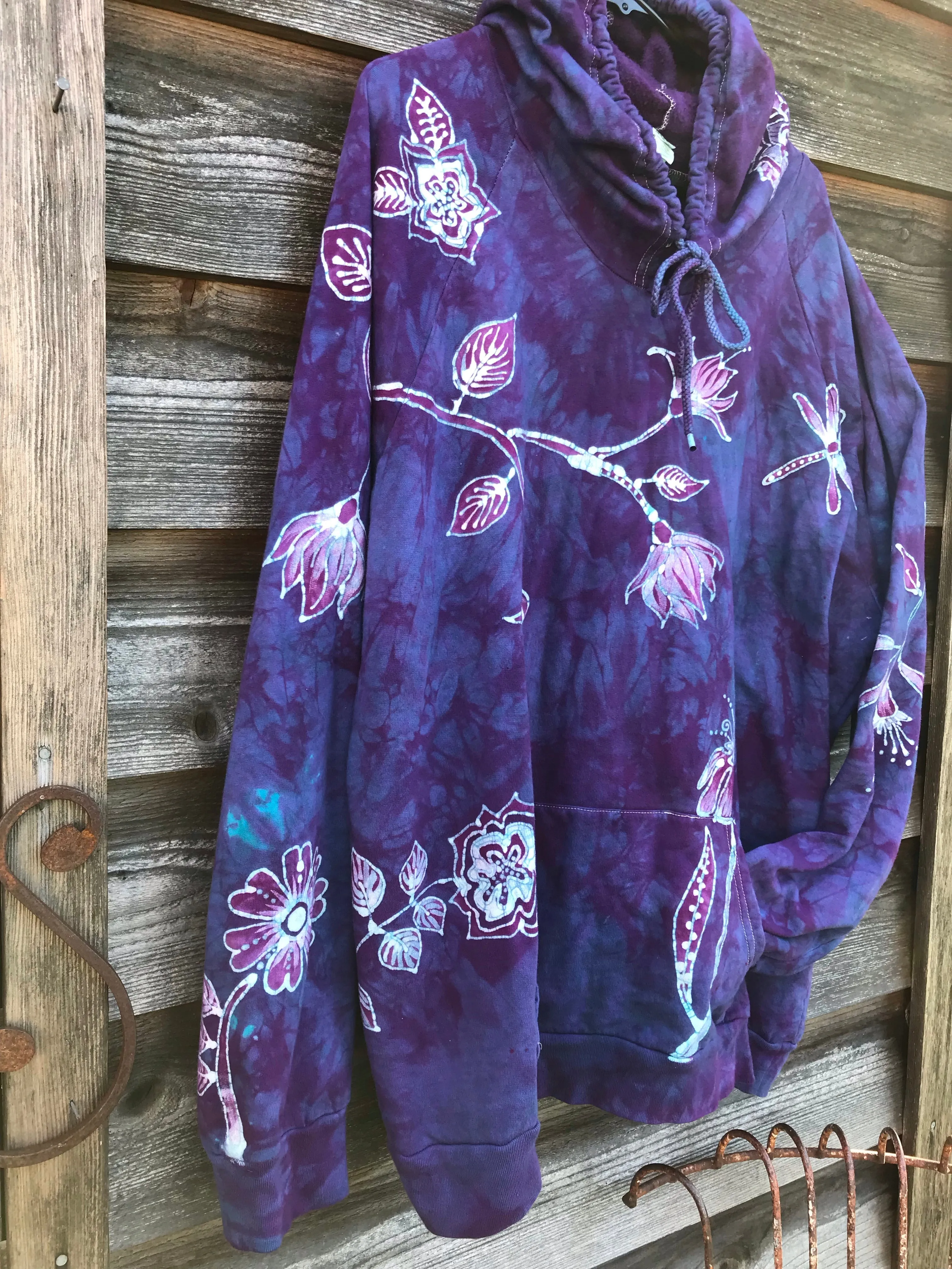 Purple Spring Flowers Pullover Batik Hoodie in Organic Cotton - Handmade Oversize in 3X