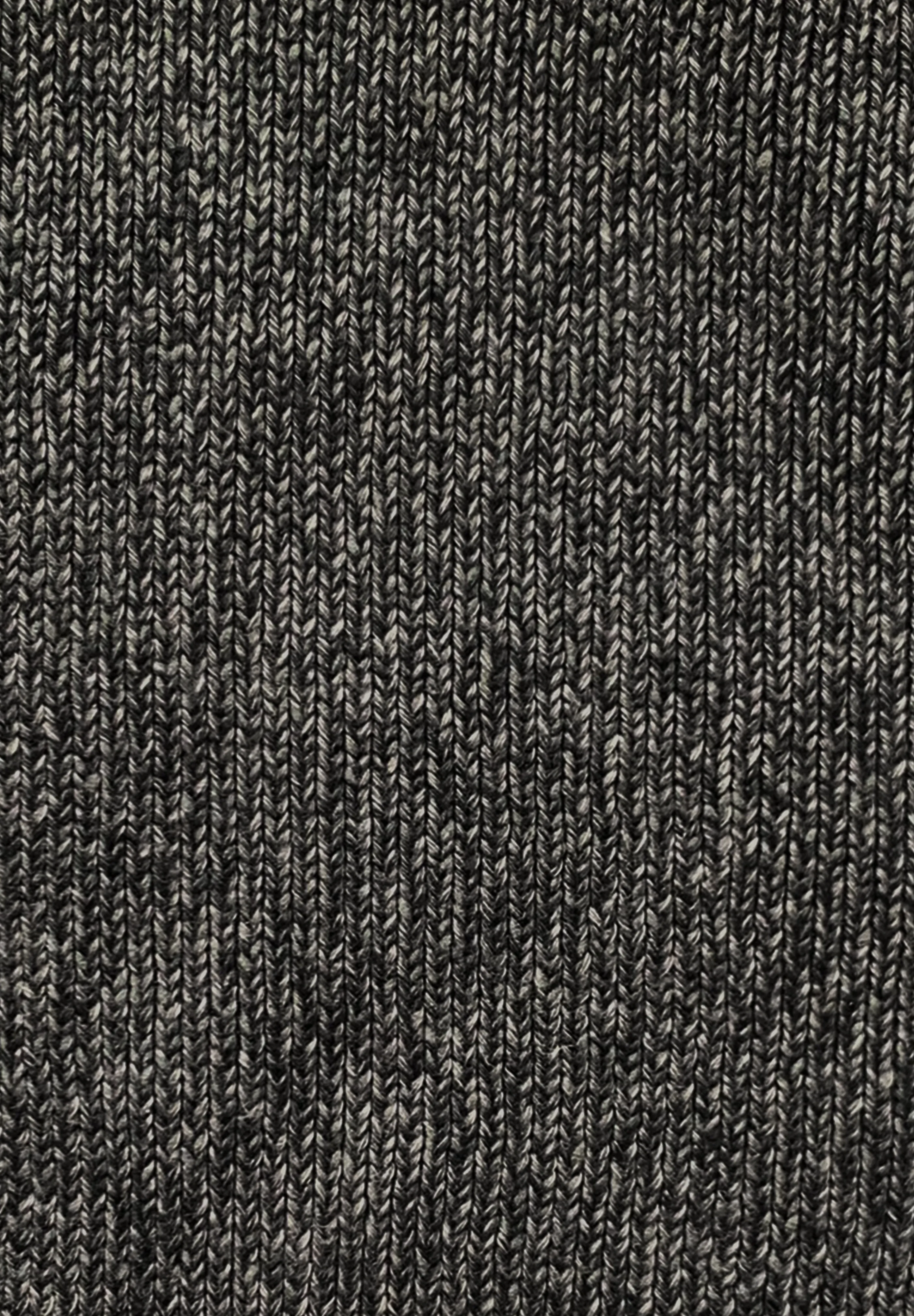 Ribbed Poncho Vest in Ash